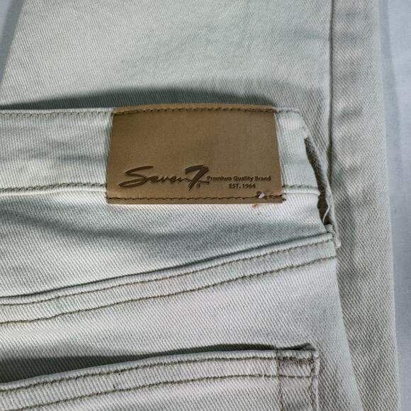 7‎ For All Mankind Jeans White Size 12 Straight Leg Womens - Picture 7 of 8